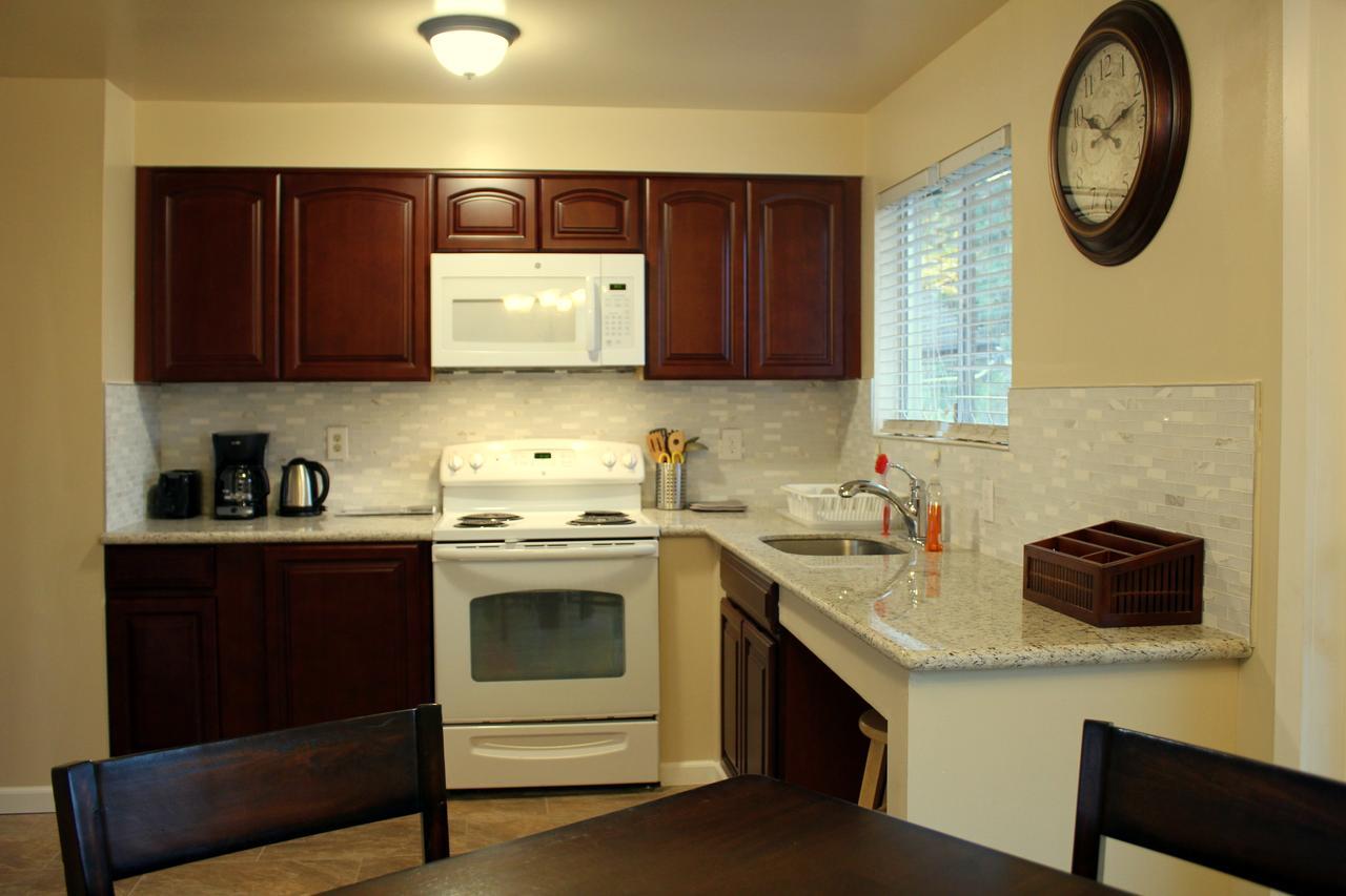 Guest house Brighton Mercer Island